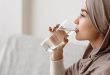 Mengapa Air Mineral Lebih Baik Daripada Minuman Manis Saat Sahur? - AQUVIVA